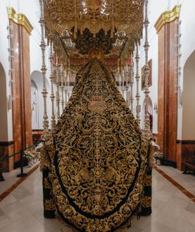 Imagen secundaria 2 - La Esperanza de Triana, la primera imagen preparada para la procesión Magna de Sevilla