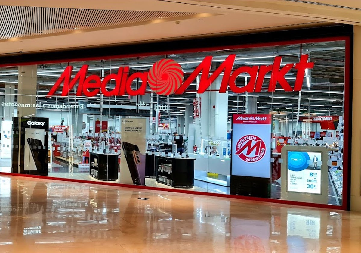 Tienda MediaMarkt en Sevilla, en el Centro Comercial Lagoh