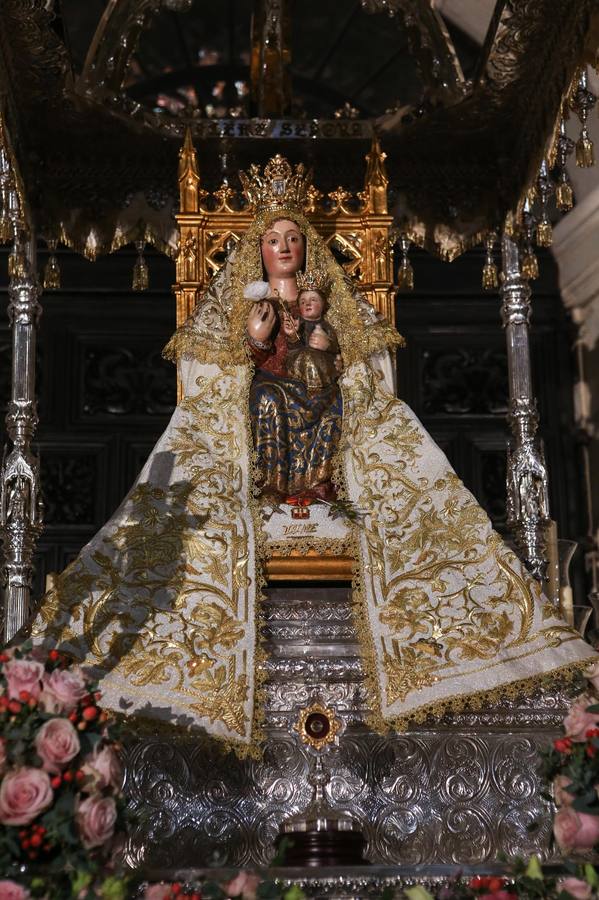 Las Vírgenes de Setefilla, Valme y Consolación lucen en sus pasos antes de la Magna del domingo