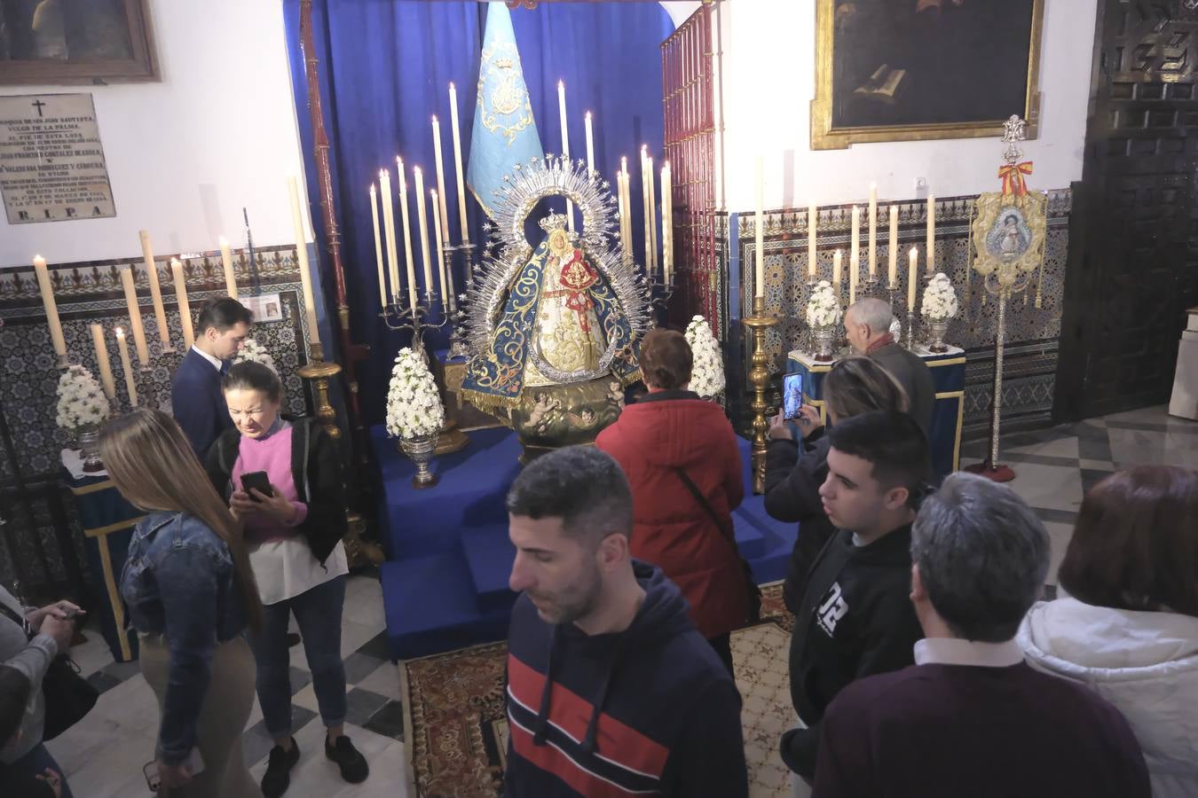 Veneración en la hermandad de la Amargura