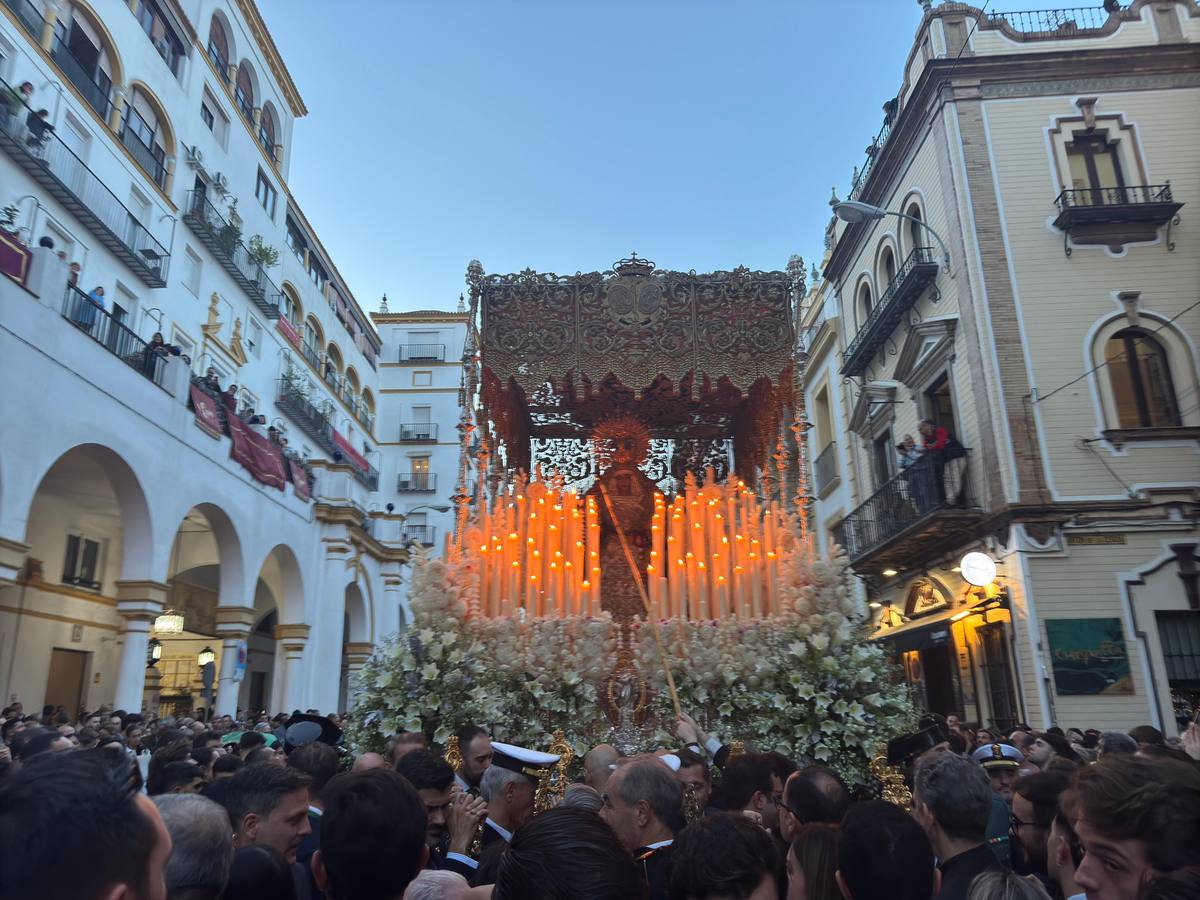 Traslado de la Esperanza de Triana a la Catedral