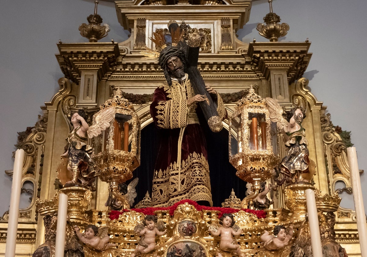 El Gran Poder con la túnica persa en su basílica