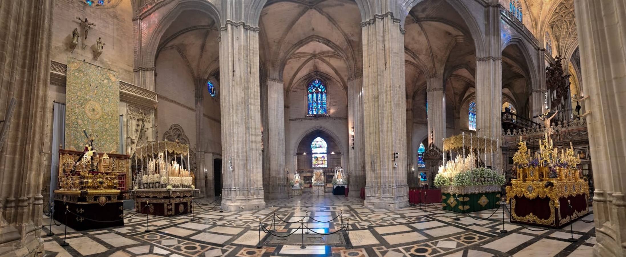Las cuatro principales devociones de penitencia de Sevilla juntas en la Catedral