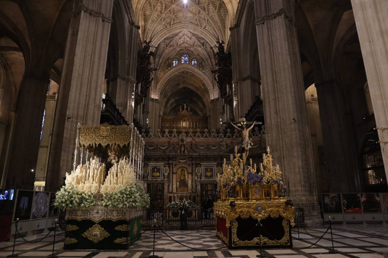 Las cuatro principales devociones de penitencia de Sevilla juntas en la Catedral