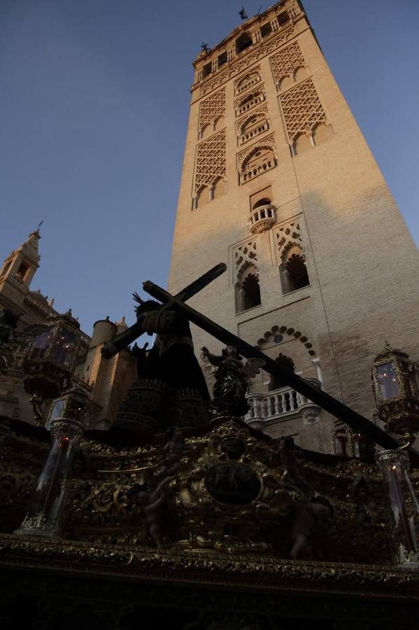 Las imágenes del traslado del Gran Poder a la Catedral para la procesión Magna de Sevilla