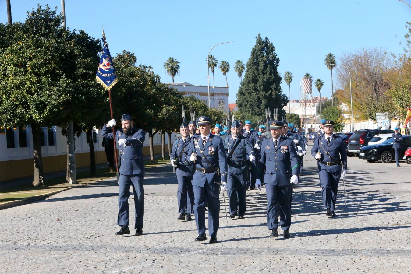 Un momento del acto militar celebrado este martes en el Acuartelamiento Aéreo de Tablada