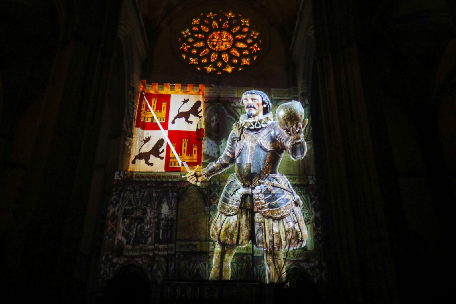 El nuevo mapping en el interior de la Catedral de Sevilla, 'Proyectando Historia'