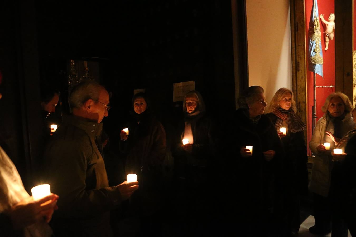 Misa Rorate Caeli en la parroquia de la Magdalena