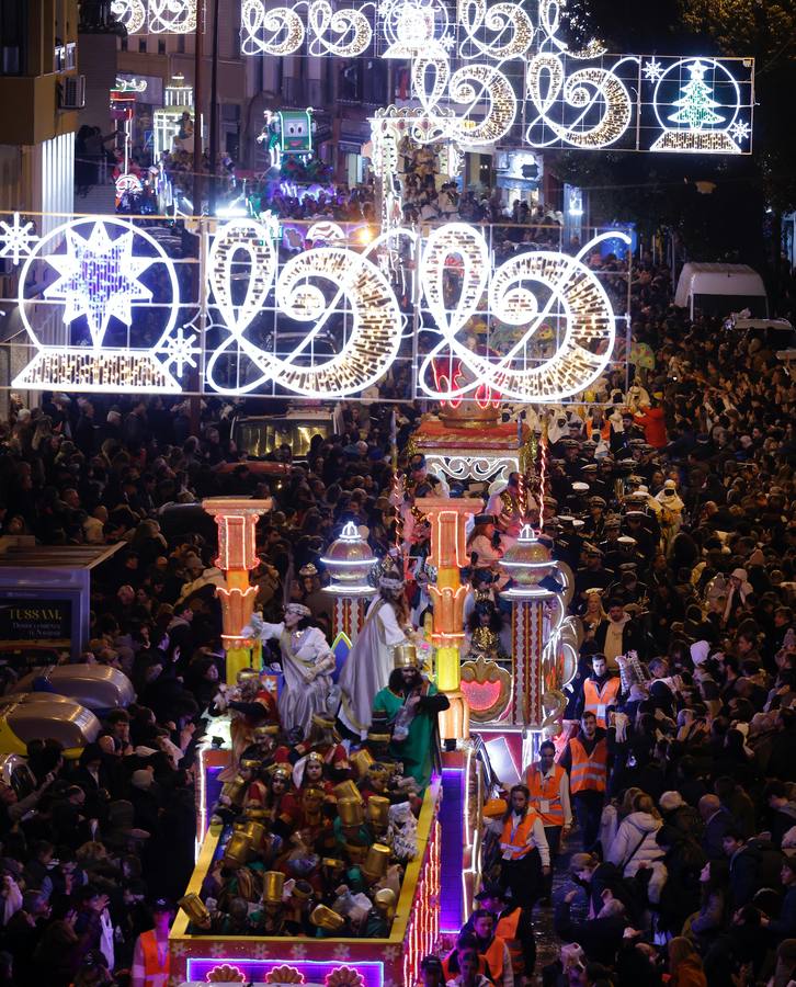 Cabalgata de los Reyes Magos a su paso por Triana