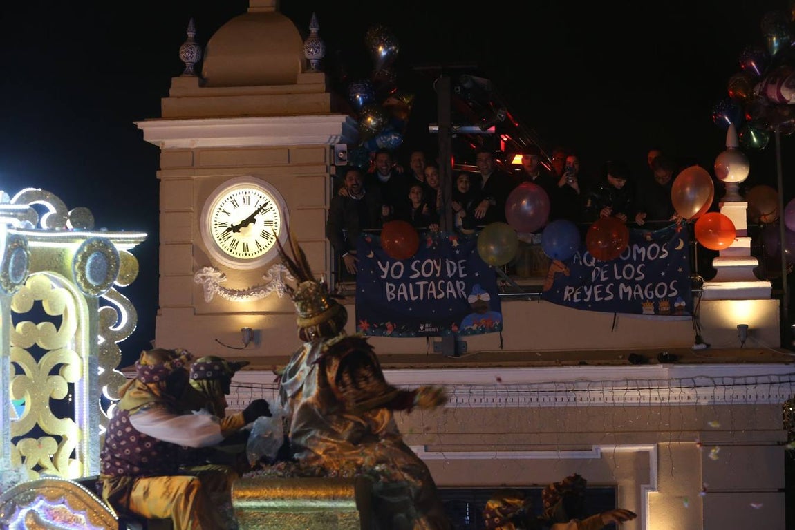 Cabalgata de los Reyes Magos a su paso por Triana