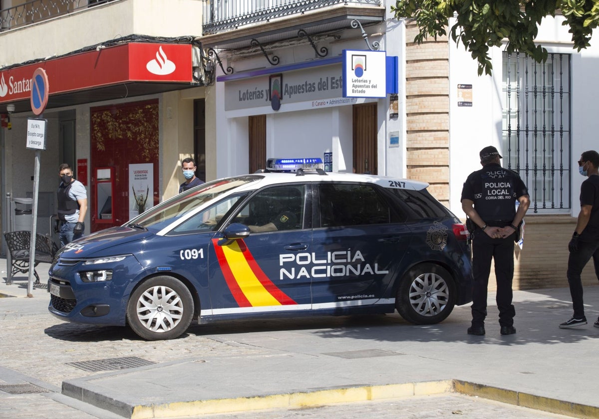 Imagen de archivo de la Policía Nacional en Coria del Río