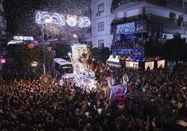 María Casado le pide a los Reyes Magos estar en el balcón de la calle Asunción de Sevilla la próxima Cabalgata y esta es la respuesta del dueño