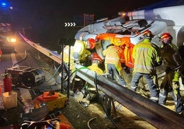 El vuelco de un camión en la A-92 a la altura de Mairena del Alcor provoca retenciones en la autovía