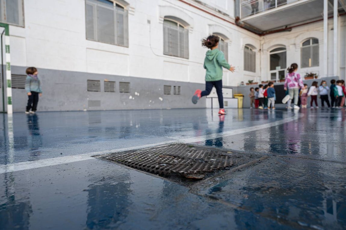 En el histórico colegio José María del Campo hay muchas reformas que acometer