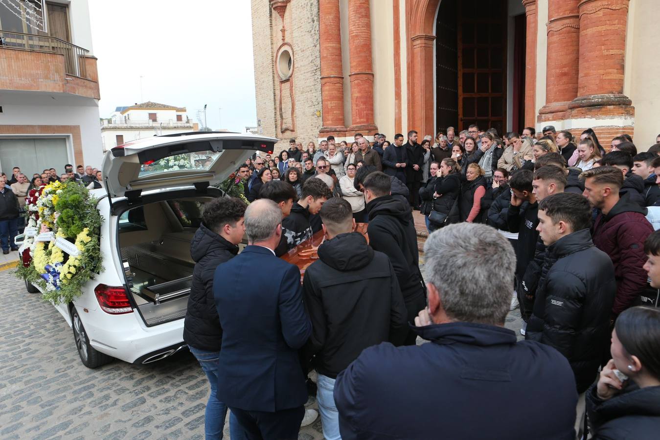 Funeral del joven Aarón asesinado en Gerena