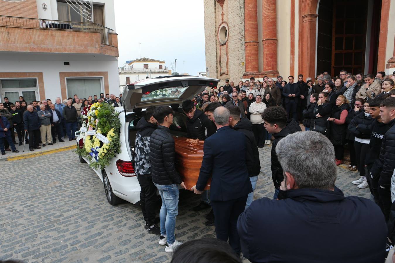 Funeral del joven Aarón asesinado en Gerena