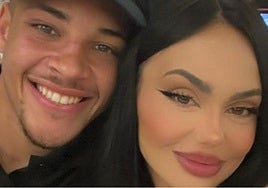Imagen de Vitor Roque y Dayana Lins
