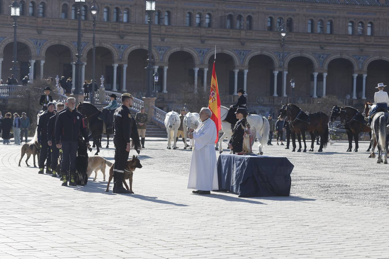 Los animales han sido los grandes protagonistas de este acto homenaje de la Policía Nacional