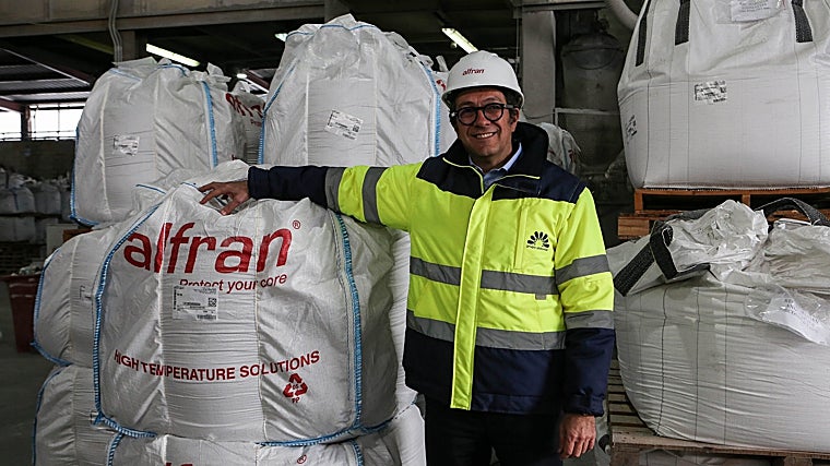 La compañía fabrica materiales empleados en la industria