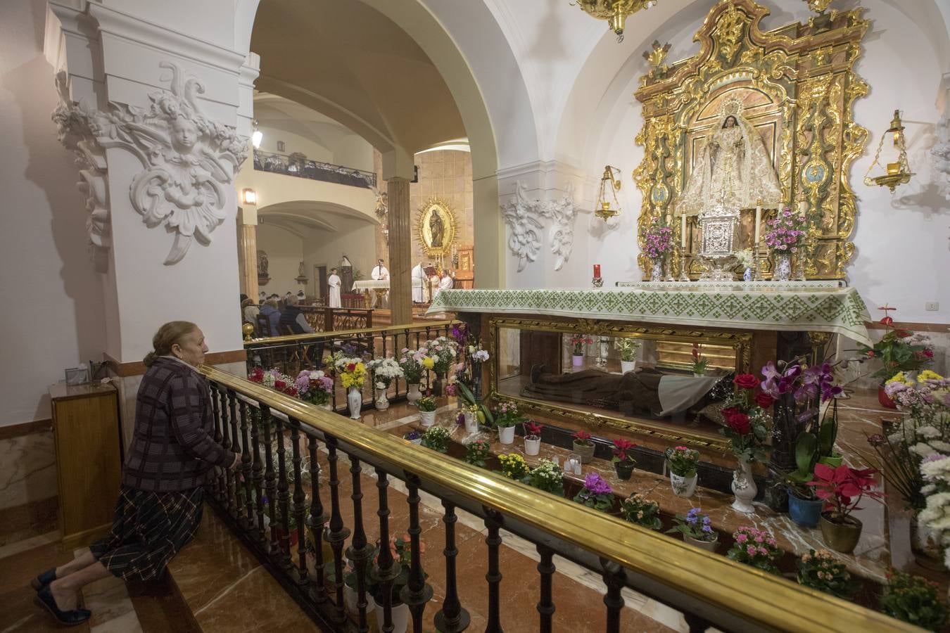 Comienzo del año jubilar de las Hermanas de la Cruz con una misma presidida por el arzobispo de Sevilla