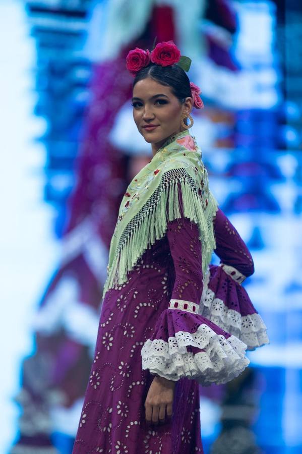 La firma Miabril presenta a una mujer muy flamenca en el Simof 2025