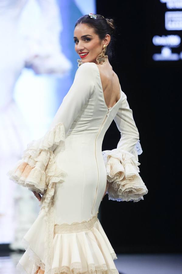 Inspiración tailandesa es la que ha tenido Aurora Gaviño en esta nueva colección