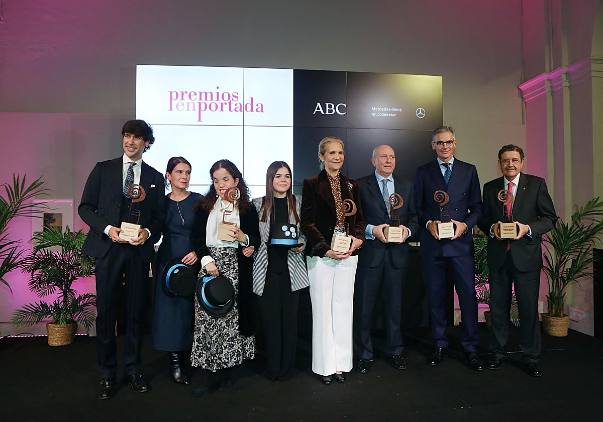 Manuel Lombo, Elia Sánchez, Rocío Troya, Adriana Delgado, Infanta Doña Elena de Borbón y Grecia, Juan Antonio Virizuela, Juan Martínez Barea y José Alberto Parejo