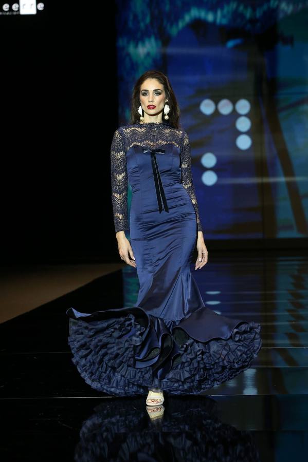 Detalles del desfile del diseñador Antonio Gutiérrez en SIMOF 2025