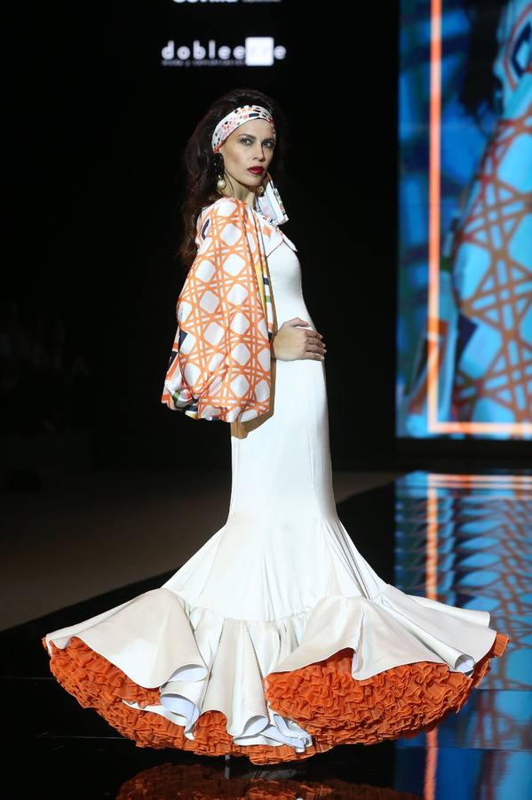 Detalles del desfile del diseñador Antonio Gutiérrez en SIMOF 2025