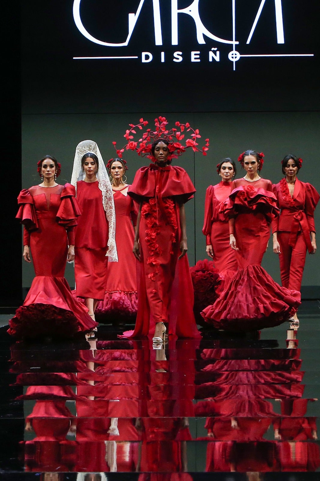 Desfile de Javier García, este viernes en Simof