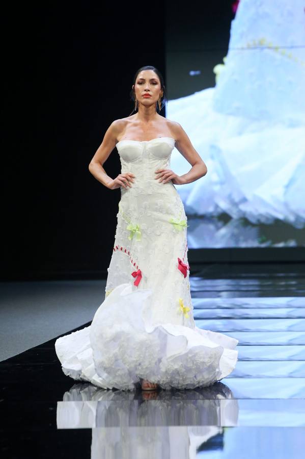 Detalles del desfile del diseñador José Raposo en SIMOF 2025