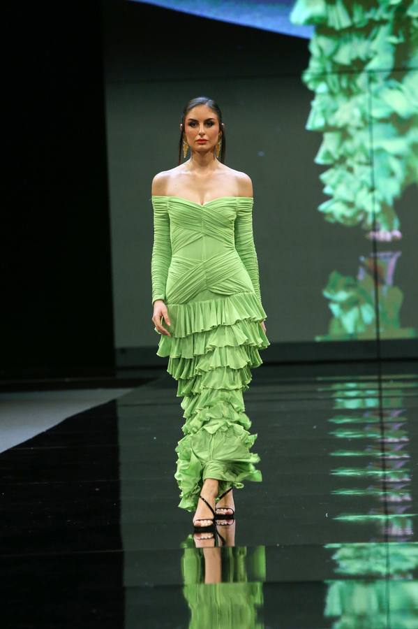 Detalles del desfile del diseñador José Raposo en SIMOF 2025