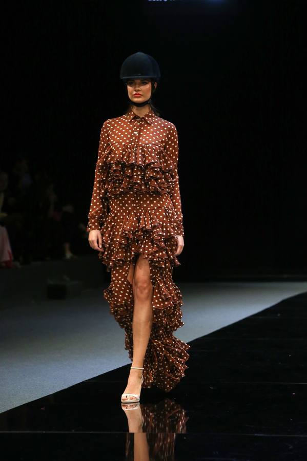 Detalles del desfile del diseñador José Raposo en SIMOF 2025