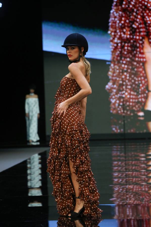 Detalles del desfile del diseñador José Raposo en SIMOF 2025