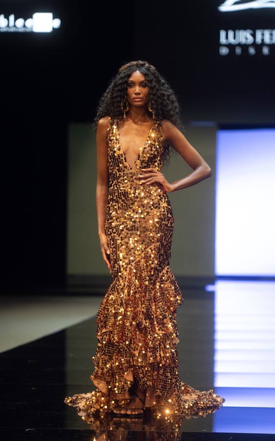 Detalles del desfile del diseñador Luis Fernández en SIMOF 2025