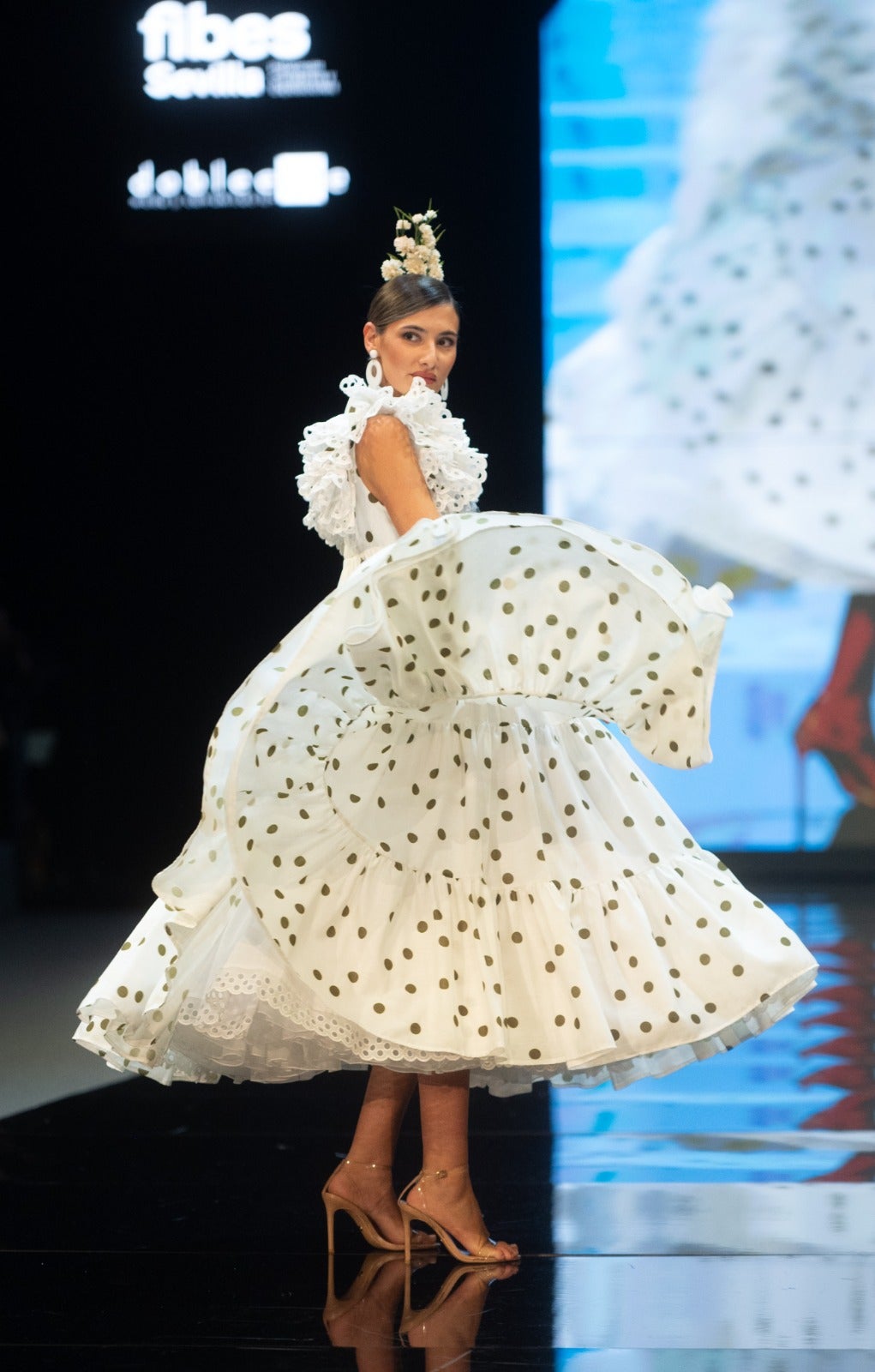 Detalle del desfile de José Joaquín Gil en Simof