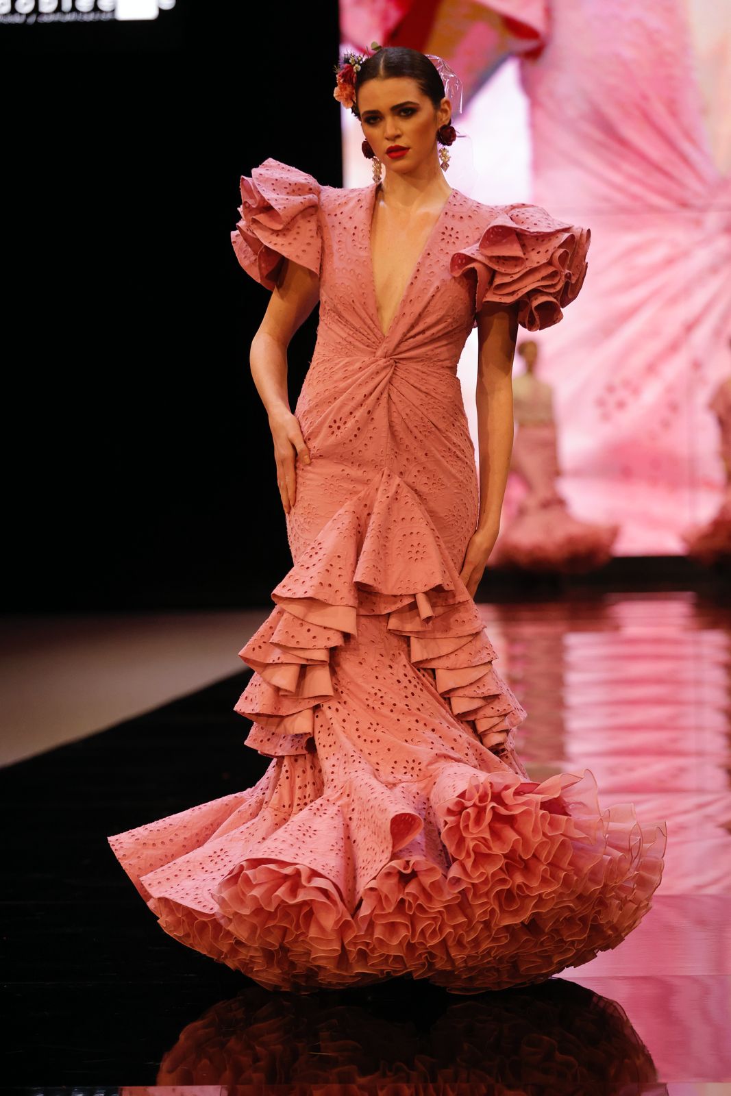 El desfile de Alejandro Andana y Yolanda Rivas en SIMOF 2025, en imágenes