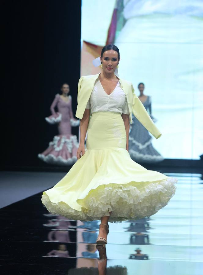 Desfile de Leticia Lorenzo en SIMOF 2025