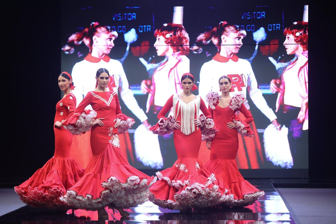 Desfile de Leticia Lorenzo en SIMOF 2025