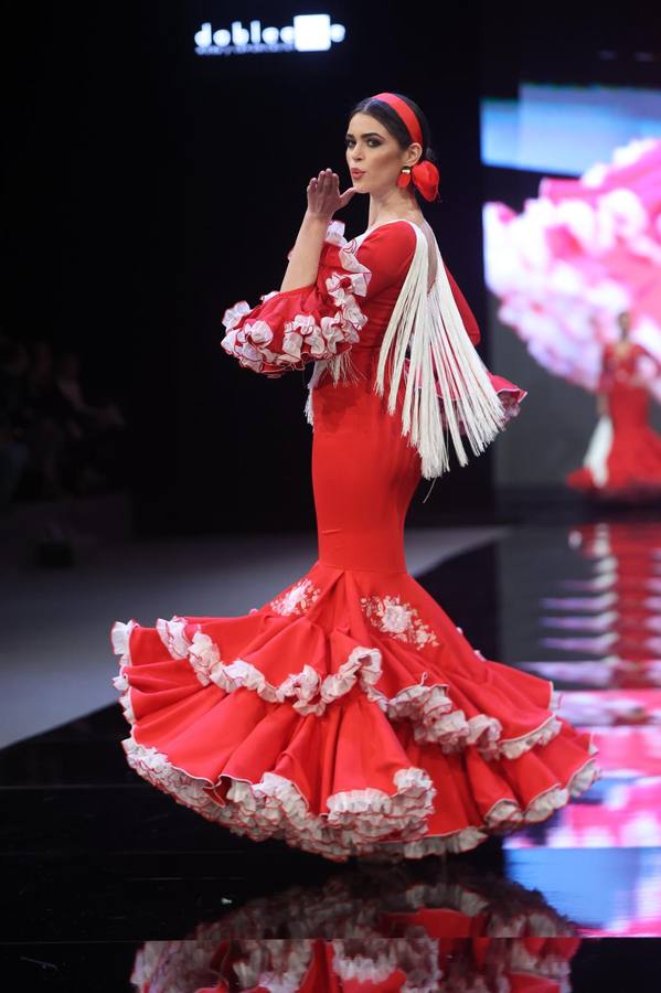 Desfile de Leticia Lorenzo en SIMOF 2025