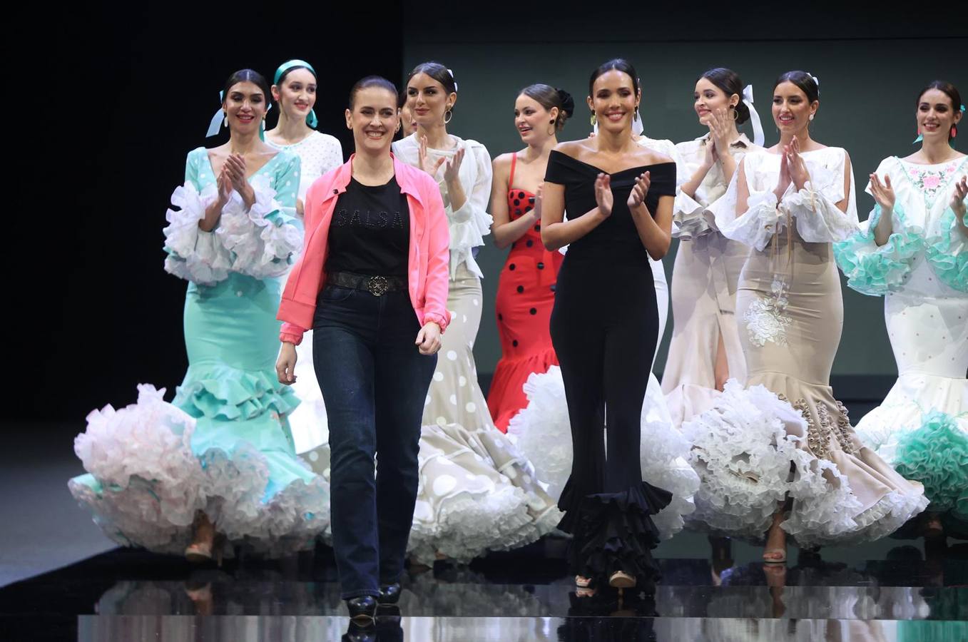 Desfile de Leticia Lorenzo en SIMOF 2025