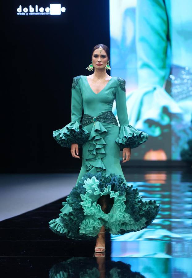 Desfile de Sergy & Tapiju en SIMOF 2025