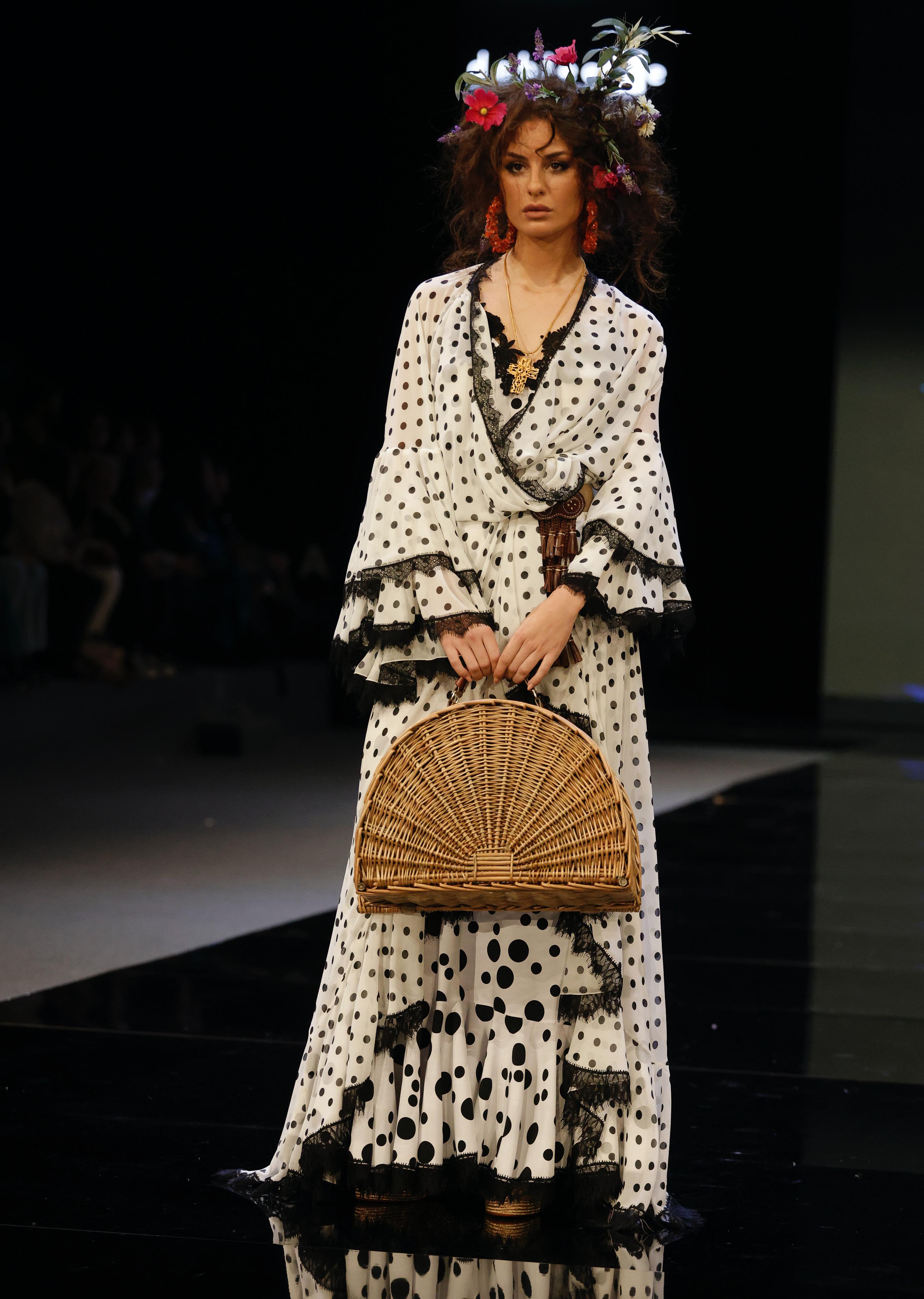 El desfile de Flamantex x Qlamenco en SIMOF 2025