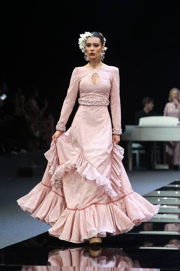 La colección es Sonibel hace un repaso a la historia de esta firma de moda flamenca