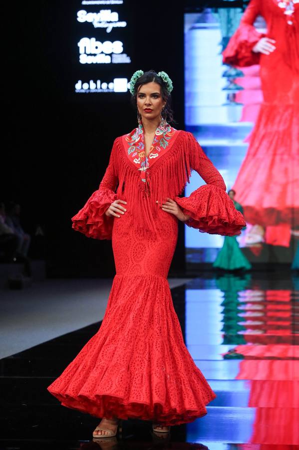 Desfile de Diseño Hermanas Serrano en SIMOF 2025