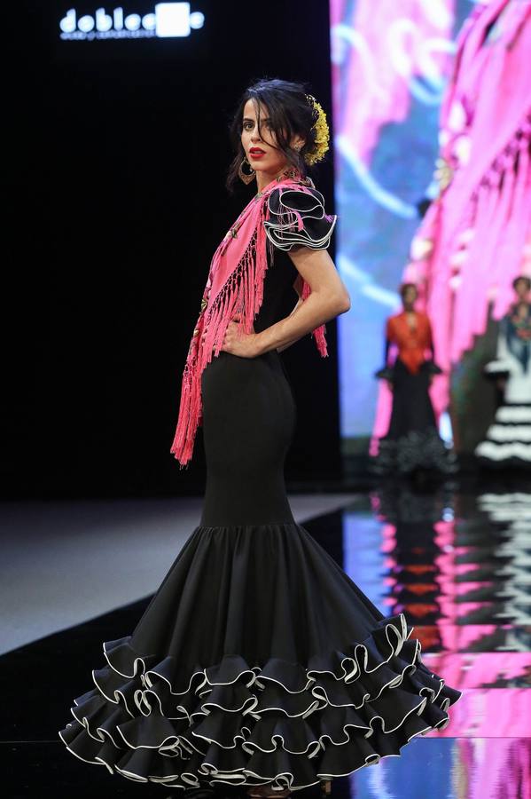 Desfile de Diseño Hermanas Serrano en SIMOF 2025