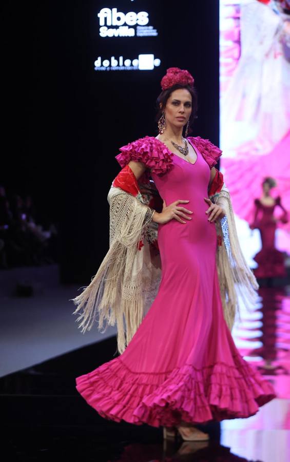 Desfile de Maricruz & Montecarlo desde 1958 en SIMOF 2025