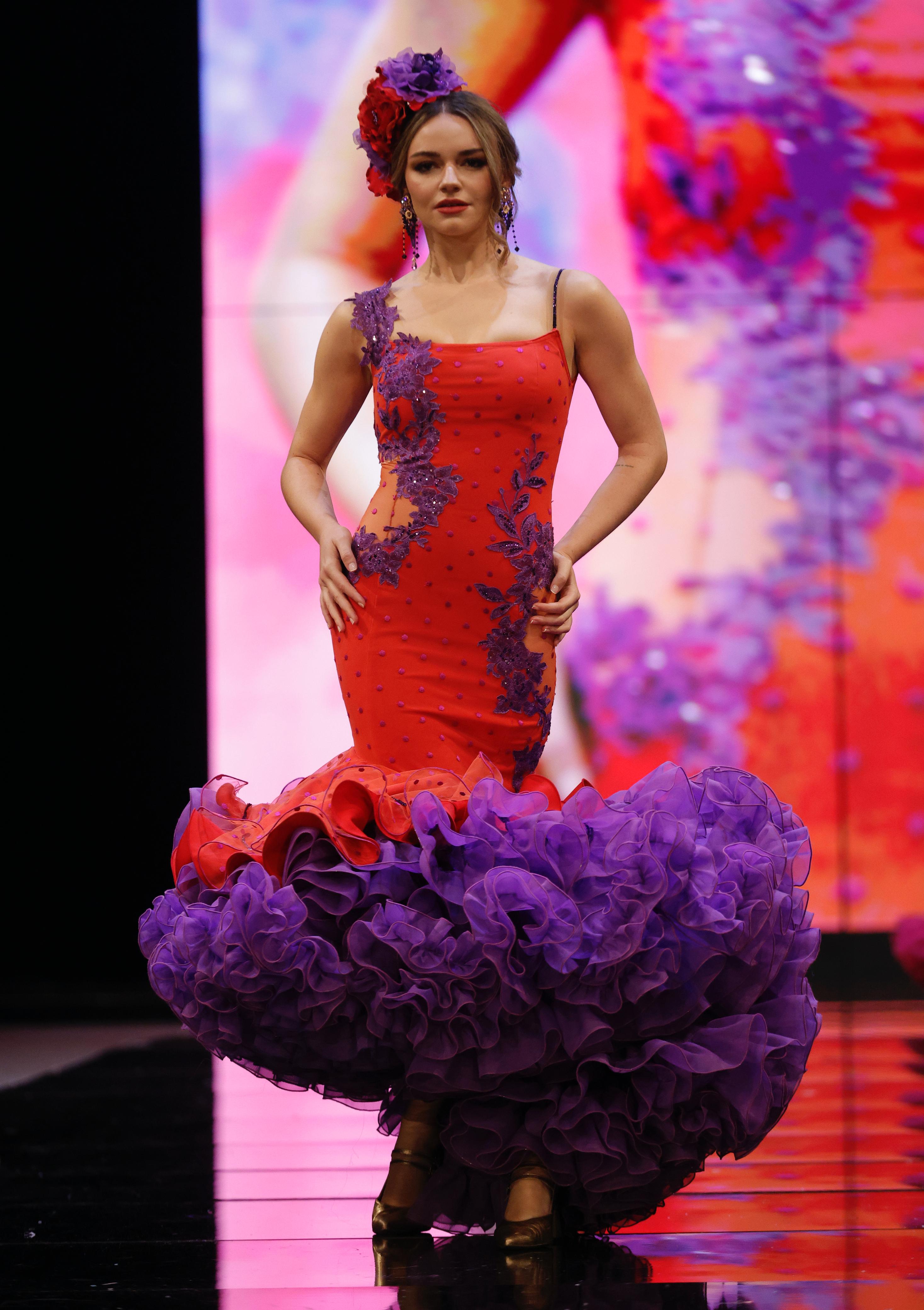 El desfile de Teresa Ninú Atelier en SIMOF 2025