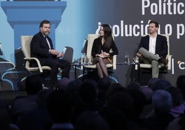 Albert Rivera en la Fundación Cajasol en Sevilla: «Pedro Sánchez no es igual a ningún presidente anterior»