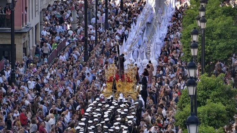 La reventa de sillas y palcos en la Semana Santa de Sevilla será sancionada por el Consejo